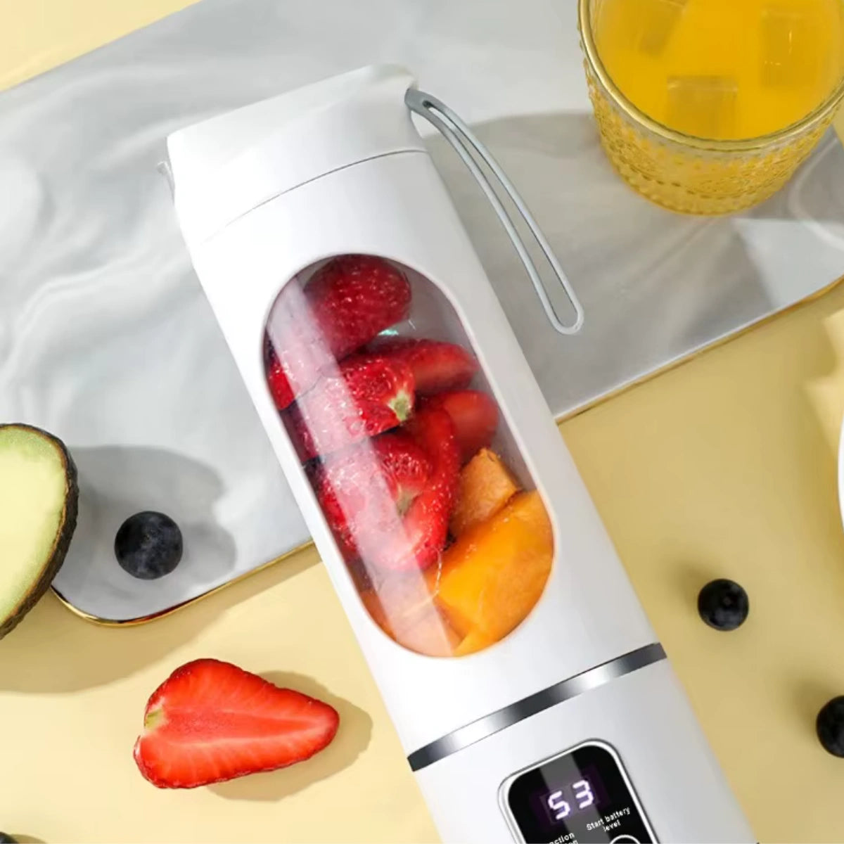 Bärbar mixer för shakes och smoothies - 450 ml - uppladningsbar